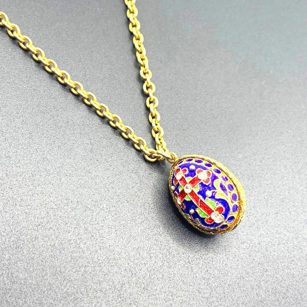 12K Gold Filled Ornate Enamel Egg Pendant  Enamel Cross on 19" Cable Chain - Picture 4 of 16